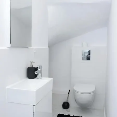 Holiday home ≋ Boutique Gardens ≋ Private Family House